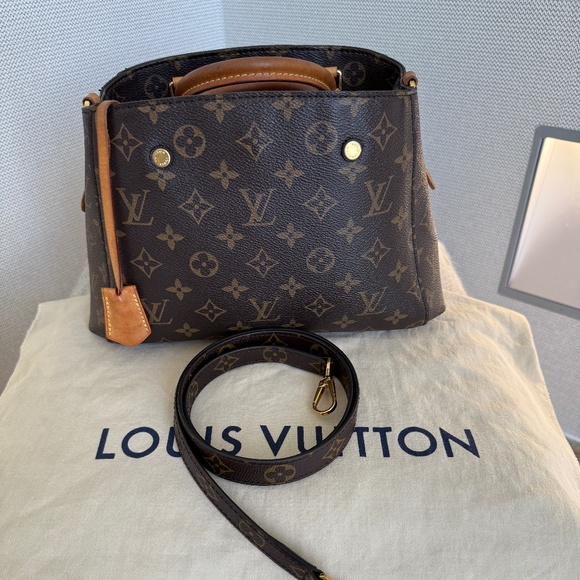 LOUIS VUITTON MONOGRAM MONTAIGNE BB CROSS BODY HANDBAG - Picture 5 of 12